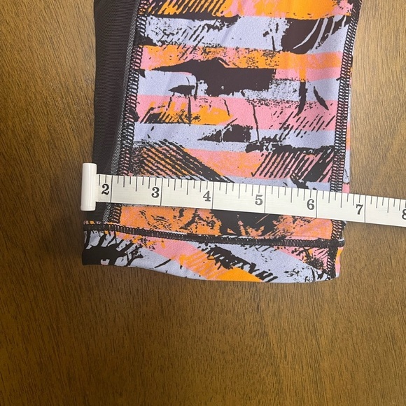 LULULEMON Sun Runner Crop 17" Capri Legging Women's 4 (0386) - Picture 10 of 16